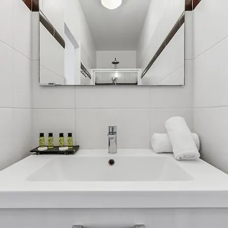 Loft Fraternite 4* Bagnolet